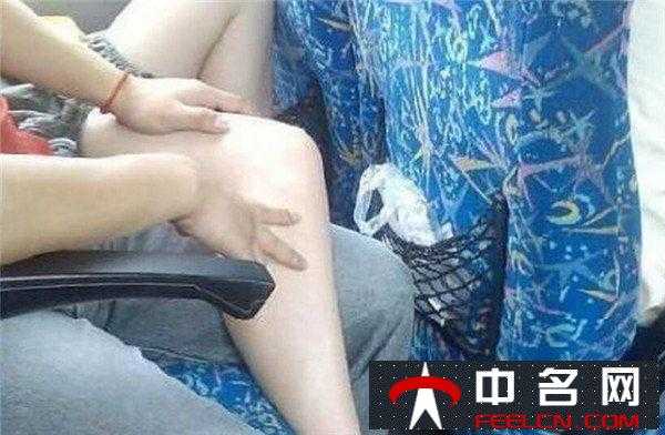 第一章公车上的激情艳遇:一款令人心跳加速的应用
